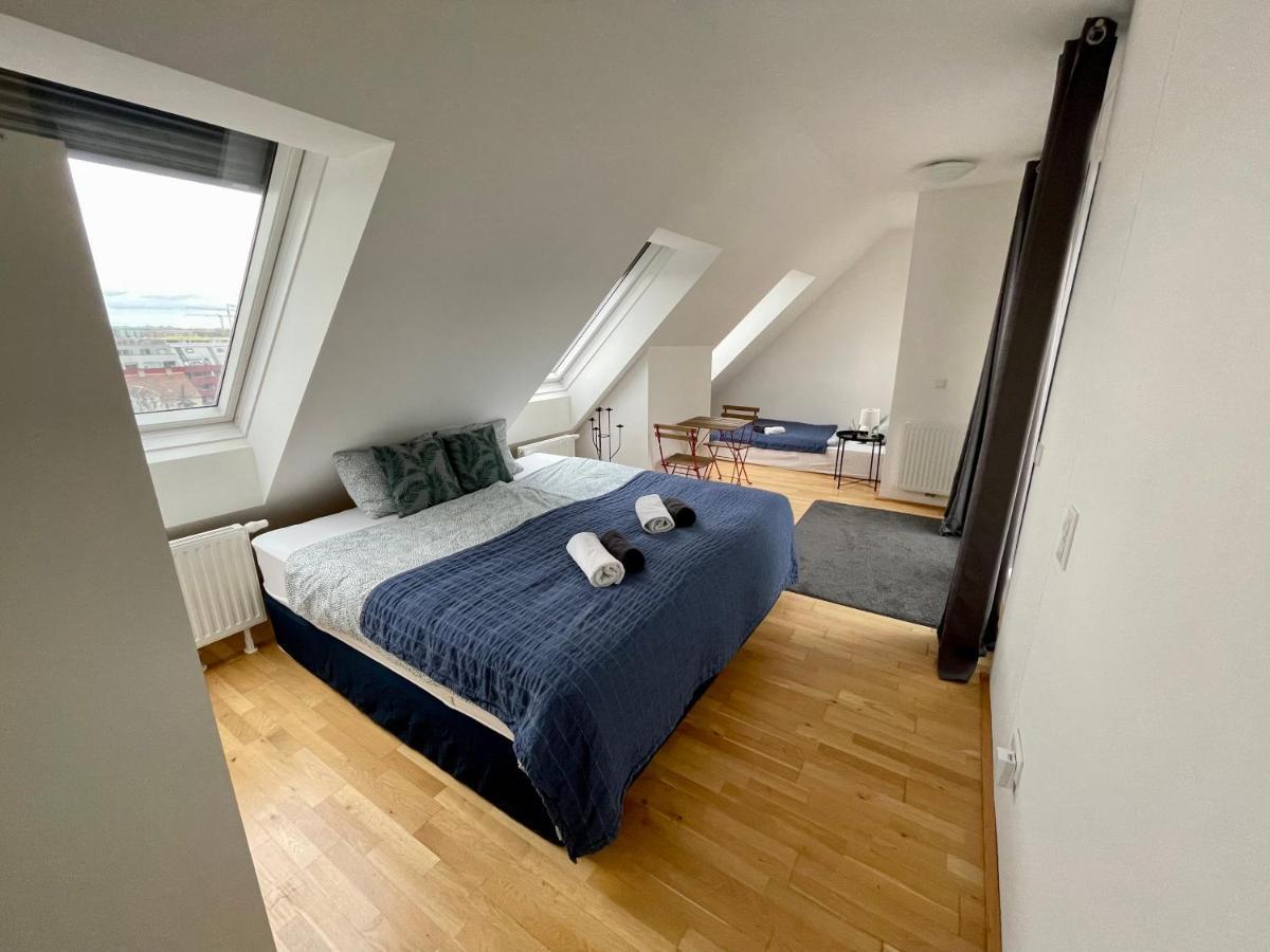 Eca Rooftop Live - Private & Serviced Privatunterkunft Wien