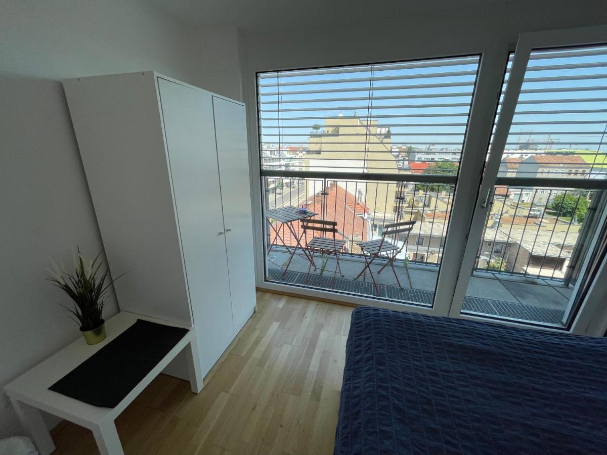 Privatunterkunft Eca Rooftop Live - Private & Serviced